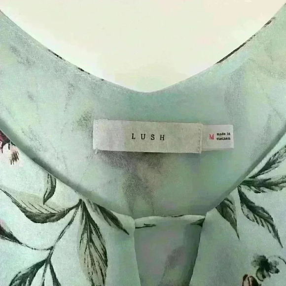 Lush All in Favor Keyhole Tank - Picture 3 of 3